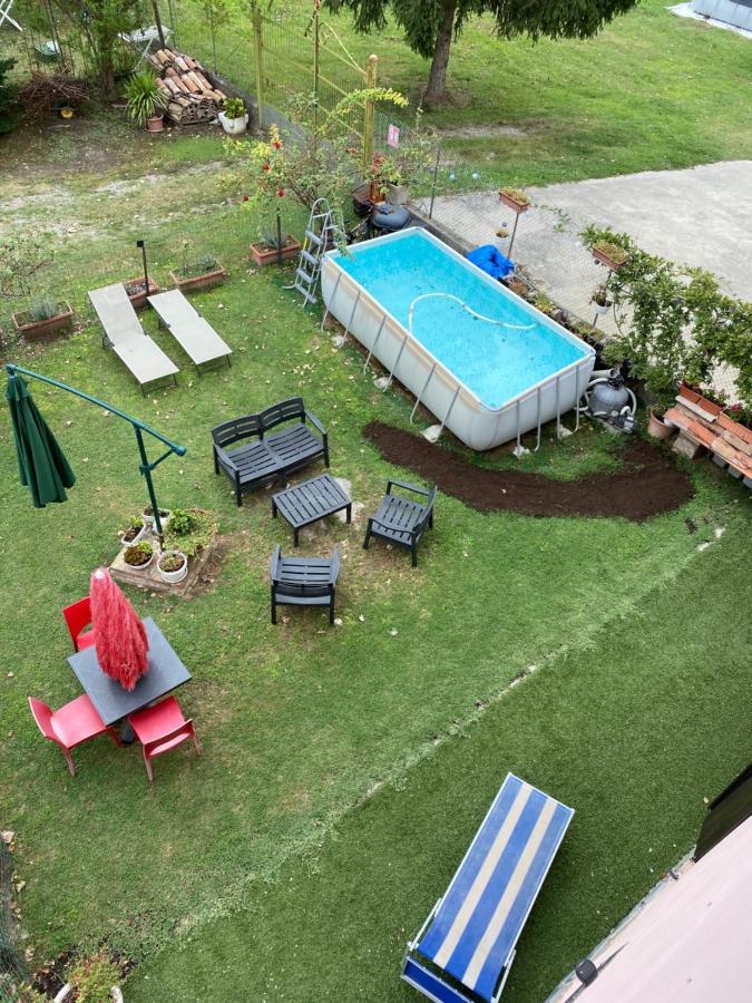 B&B Happiness In The Country Brescello Bagian luar foto