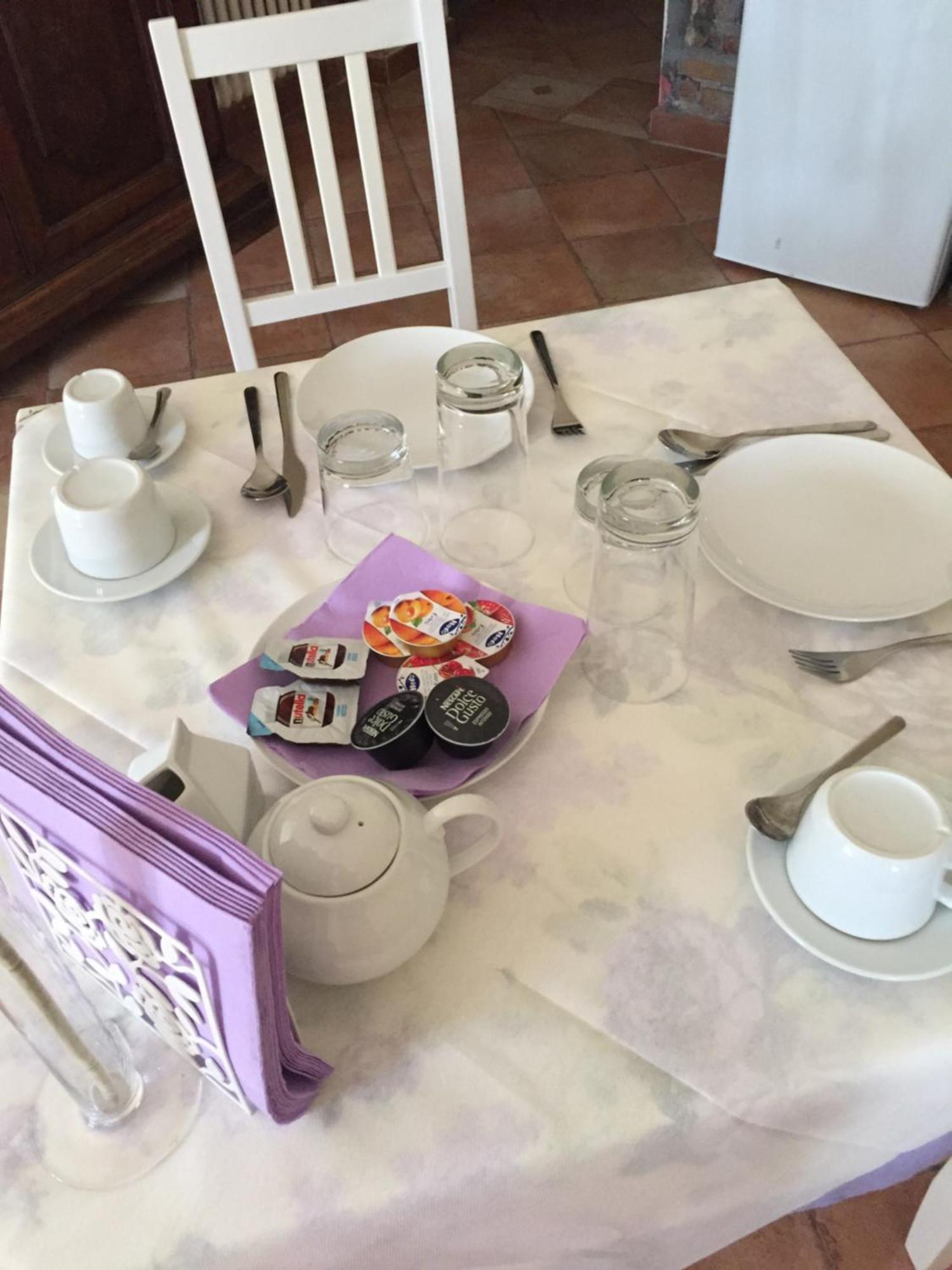 B&B Happiness In The Country Brescello Bagian luar foto