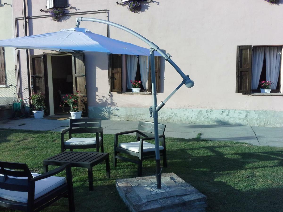 B&B Happiness In The Country Brescello Bagian luar foto