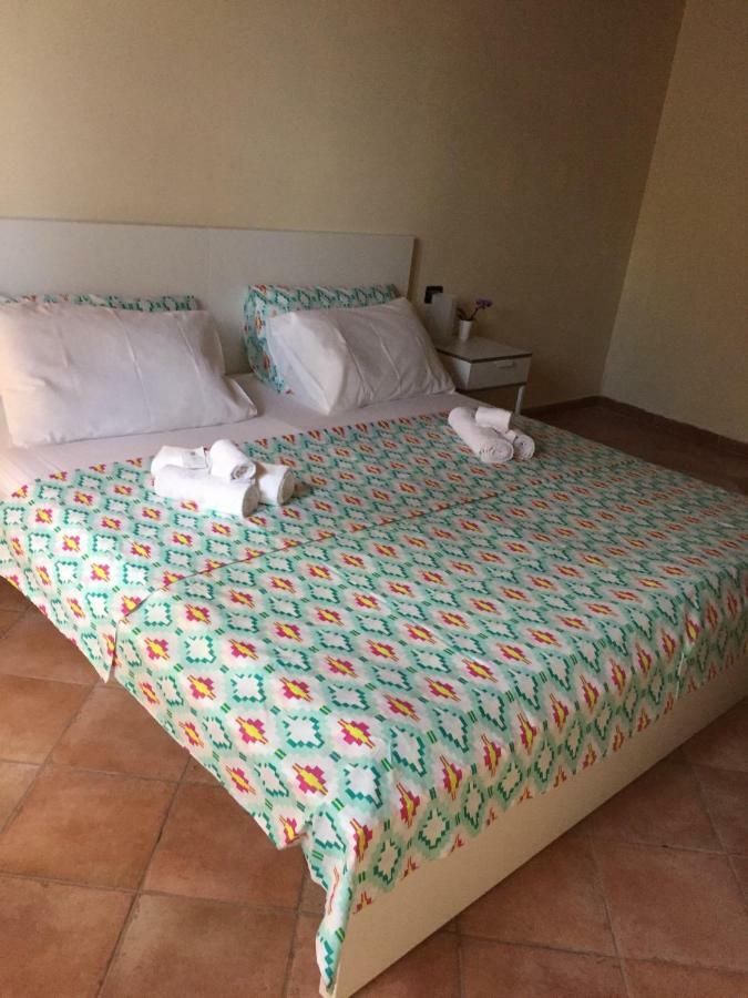 B&B Happiness In The Country Brescello Bagian luar foto